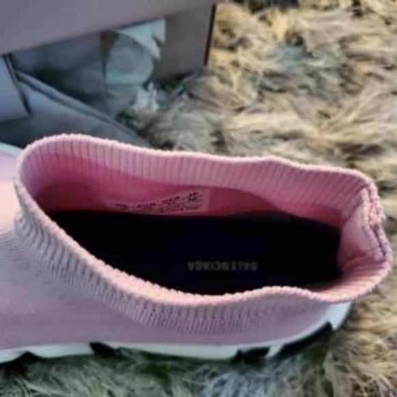 Sockrunner - Picture 7 of 7